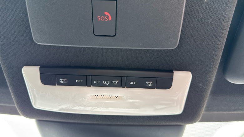 Nissan Juke 1.0 DiG-T 114 N-Connecta 5dr Petrol Hatchback